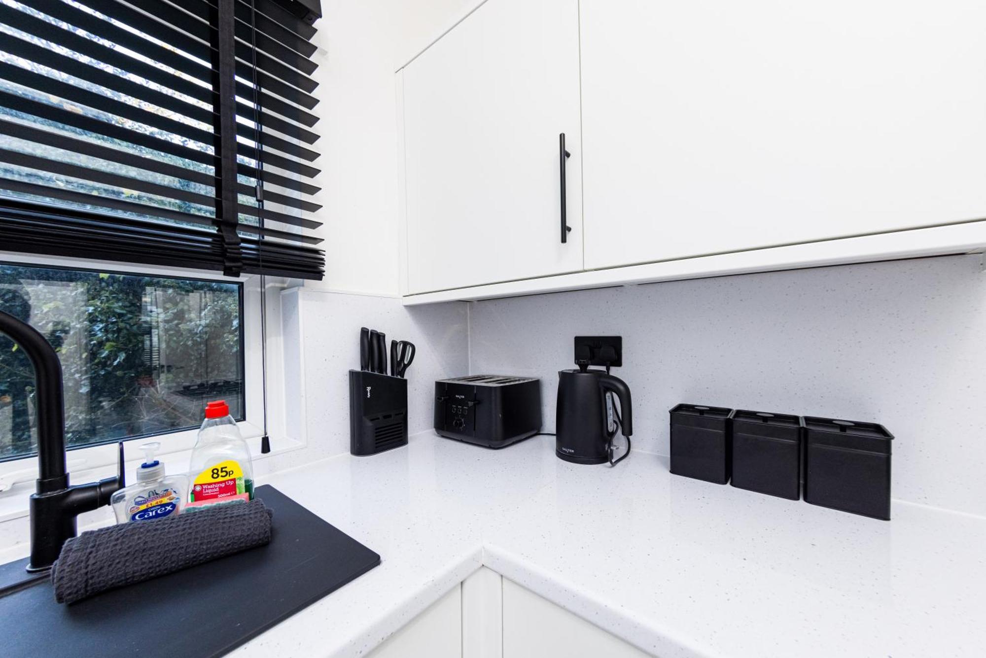 Апартаменты Park House, Refurbed Modern Interior, Located In Finsbury Park Лондон Экстерьер фото